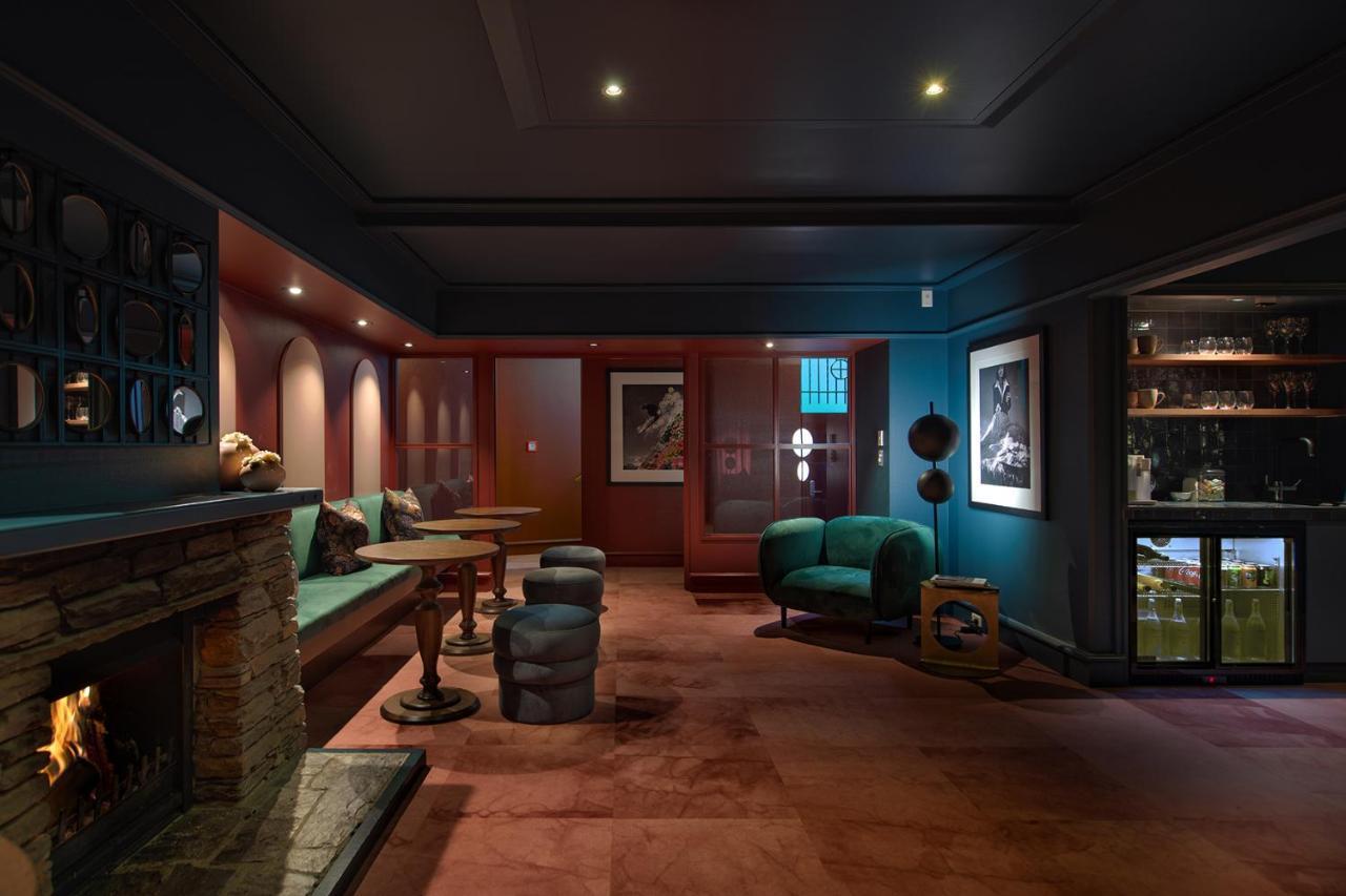 The Central Private Hotel By Naumi Hotels Queenstown Exterior photo