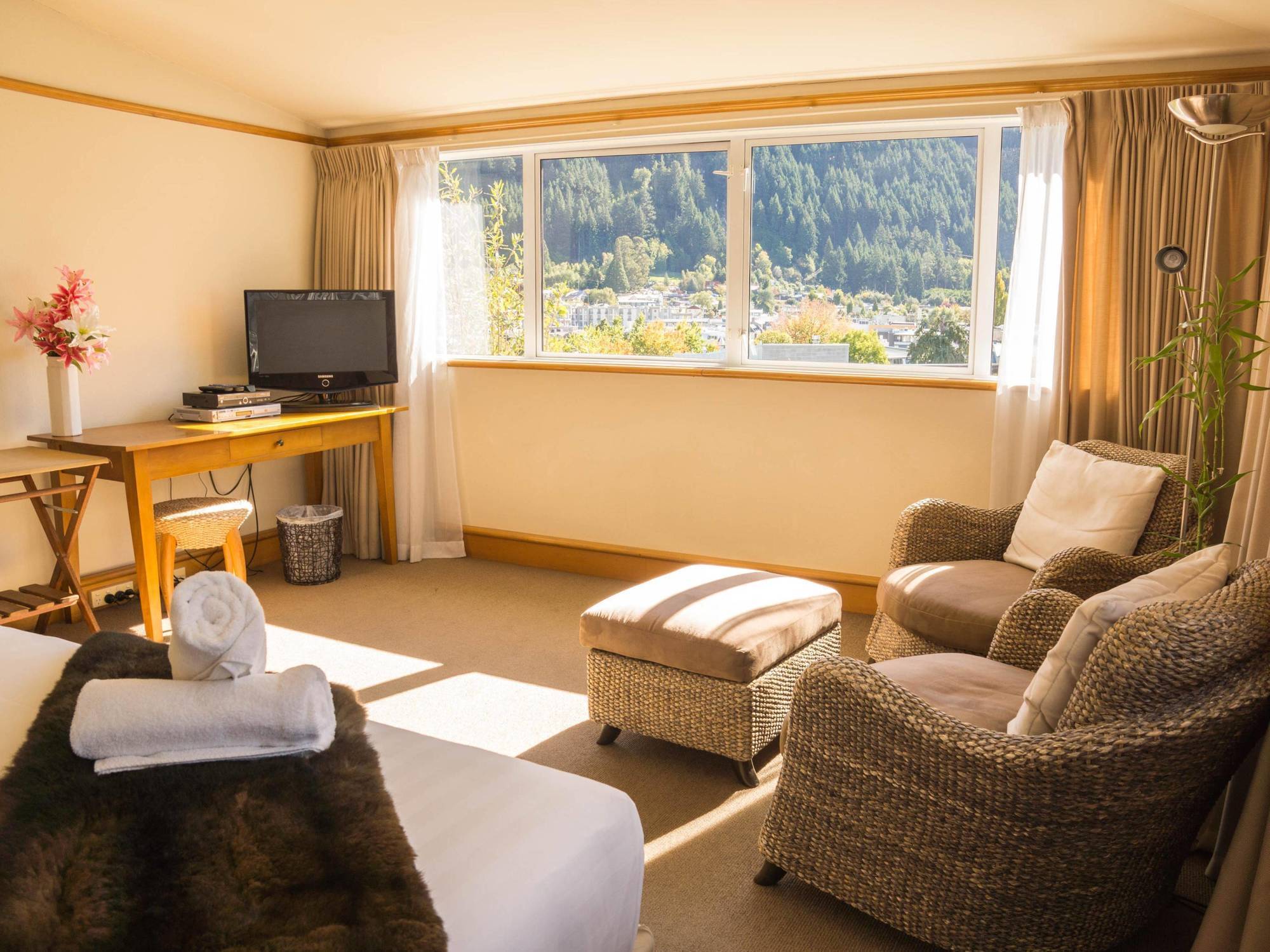 The Central Private Hotel By Naumi Hotels Queenstown Exterior photo
